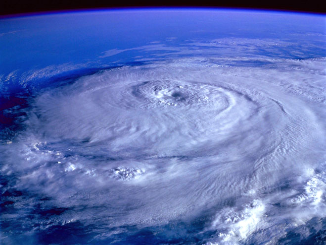Sturm und Orkan: Satellitenbild Windhose