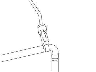 Ratgeber Wasserleitungen verlegen: Illustration Lötstelle erhitzen