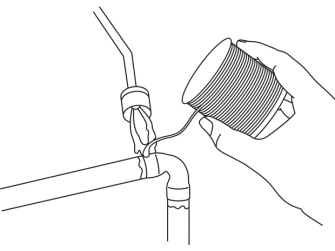 Ratgeber Wasserleitungen verlegen: Illustration Löten mit geeignetem Sanitärlot