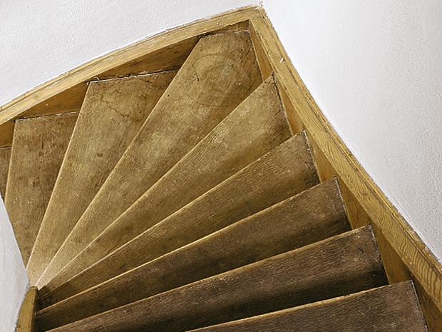 Treppen selbst renovieren Stufenbeläge aus echtem Holz Bausatz für Heimwerker 