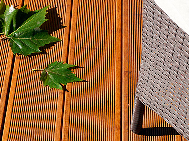Terrasse mit Holzdielen 