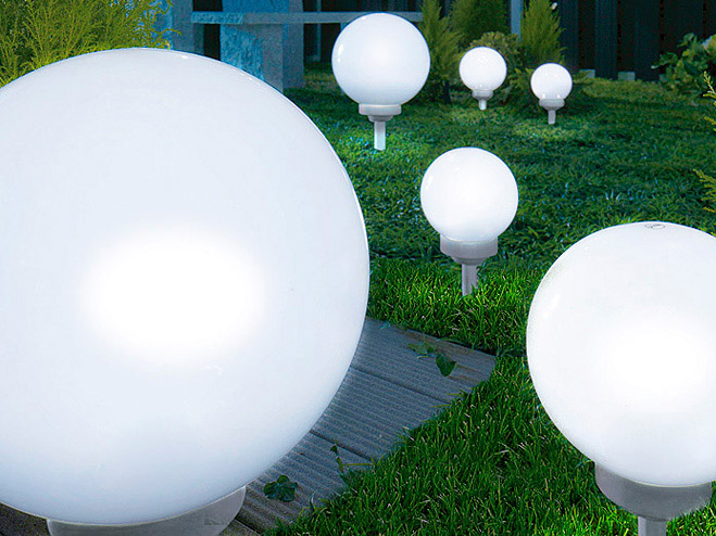 Luces LED y lámparas solares: la mejor iluminación para tu terraza o jardín